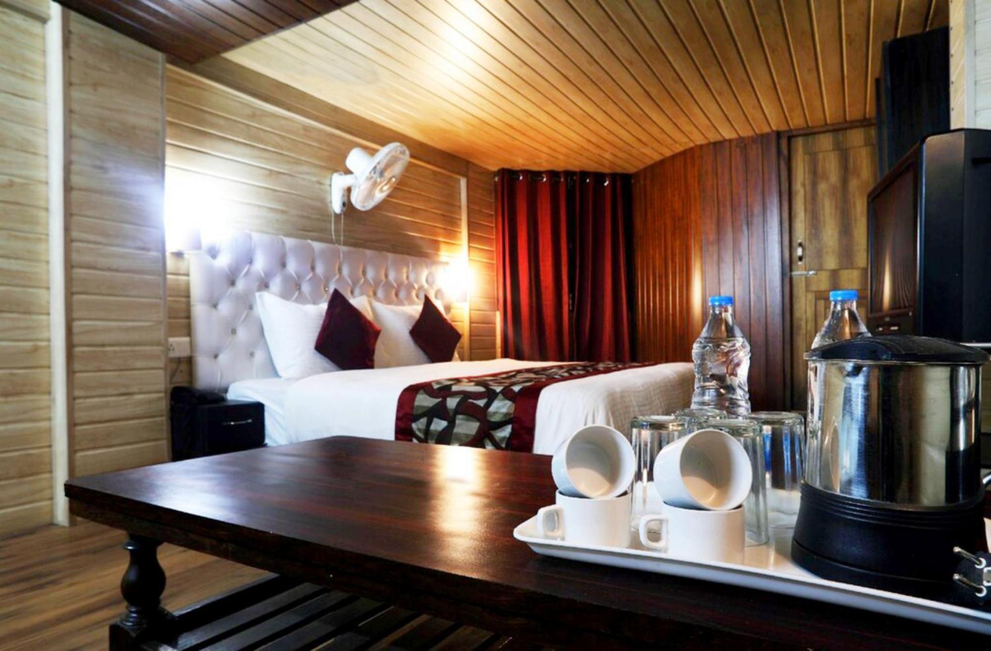 Goroomgo Moon Nainital Near Naini Lake - Parking & Lift Facilities -Hygiene And Spacious Room - Best Seller 外观 照片