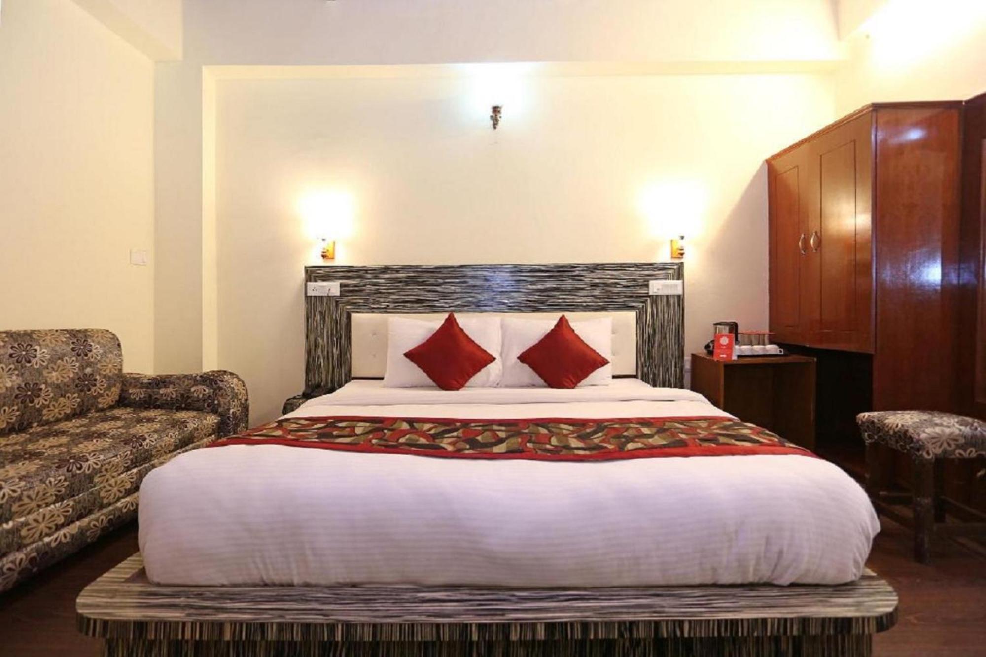 Goroomgo Moon Nainital Near Naini Lake - Parking & Lift Facilities -Hygiene And Spacious Room - Best Seller 外观 照片